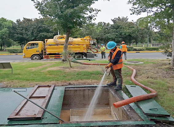 李沧化油池清理